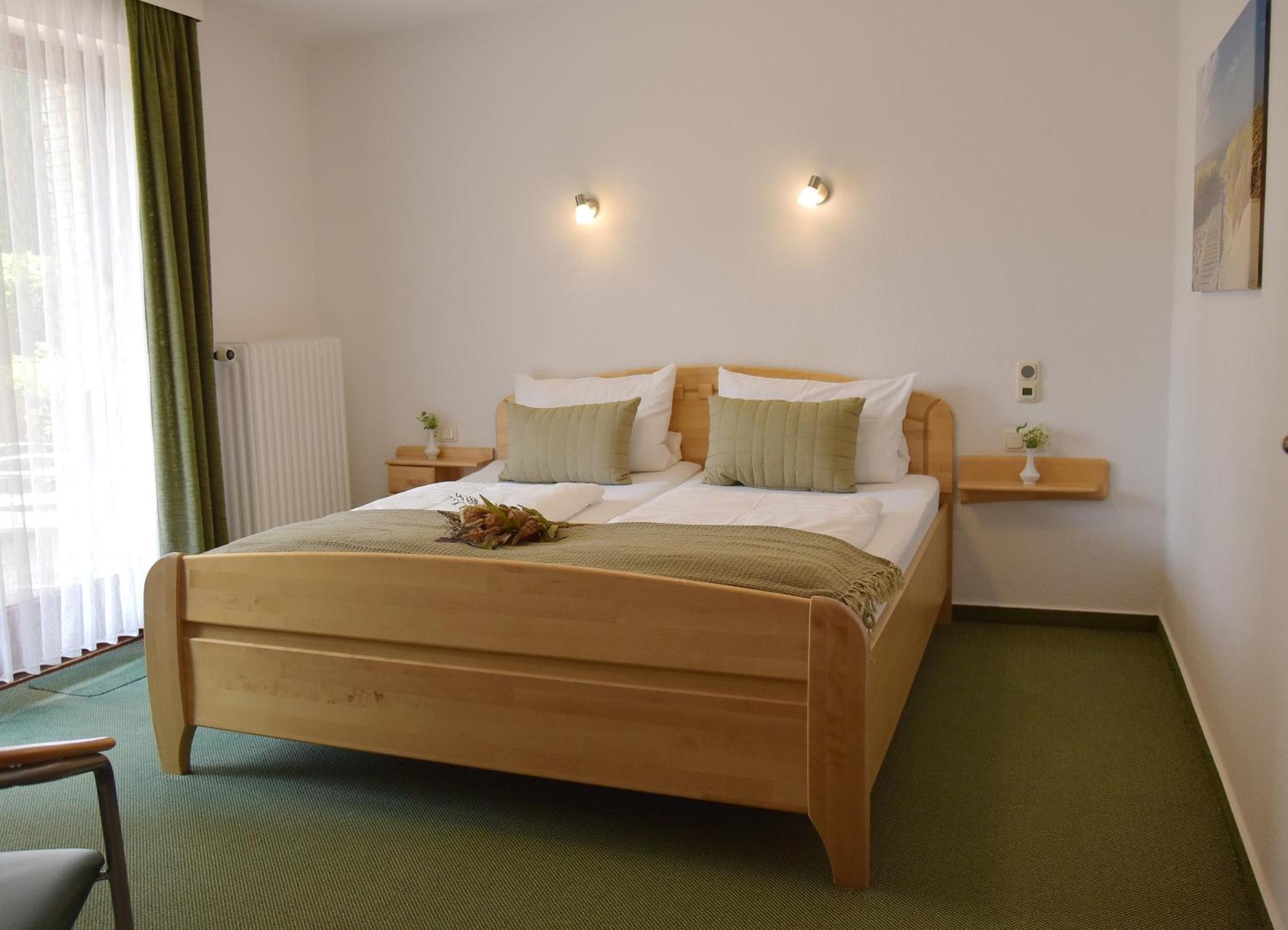 Pension Haus Bambi Mölln Buitenkant foto